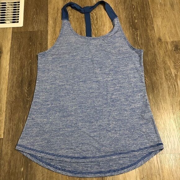 Jockey t back racerback workout blue striped tank top size small - Picture 2 of 9